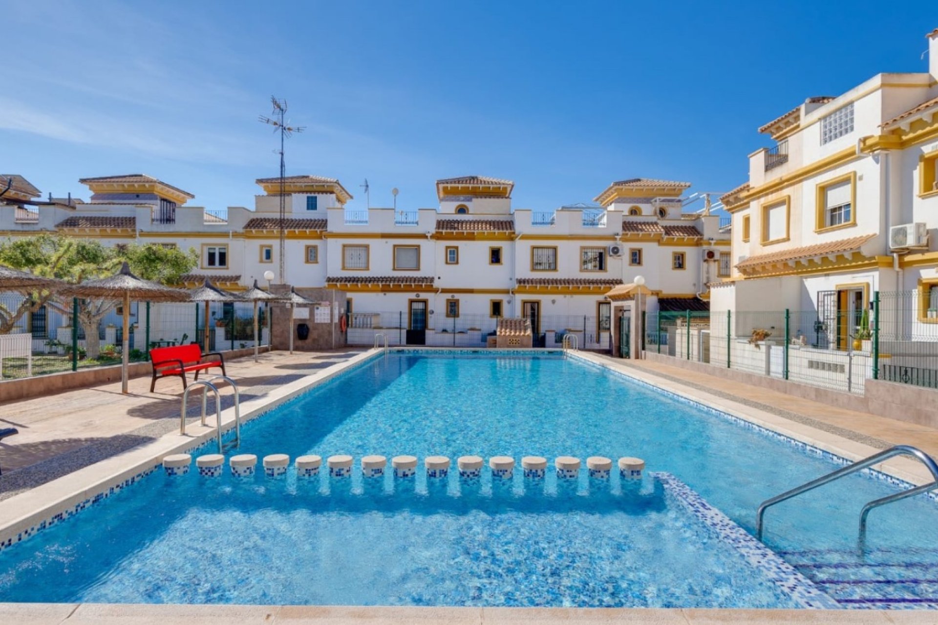 Revente - Maison mitoyenne - Torrevieja