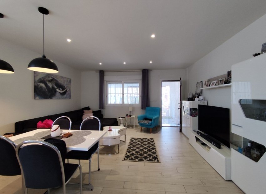 Revente - Maison mitoyenne - Torrevieja