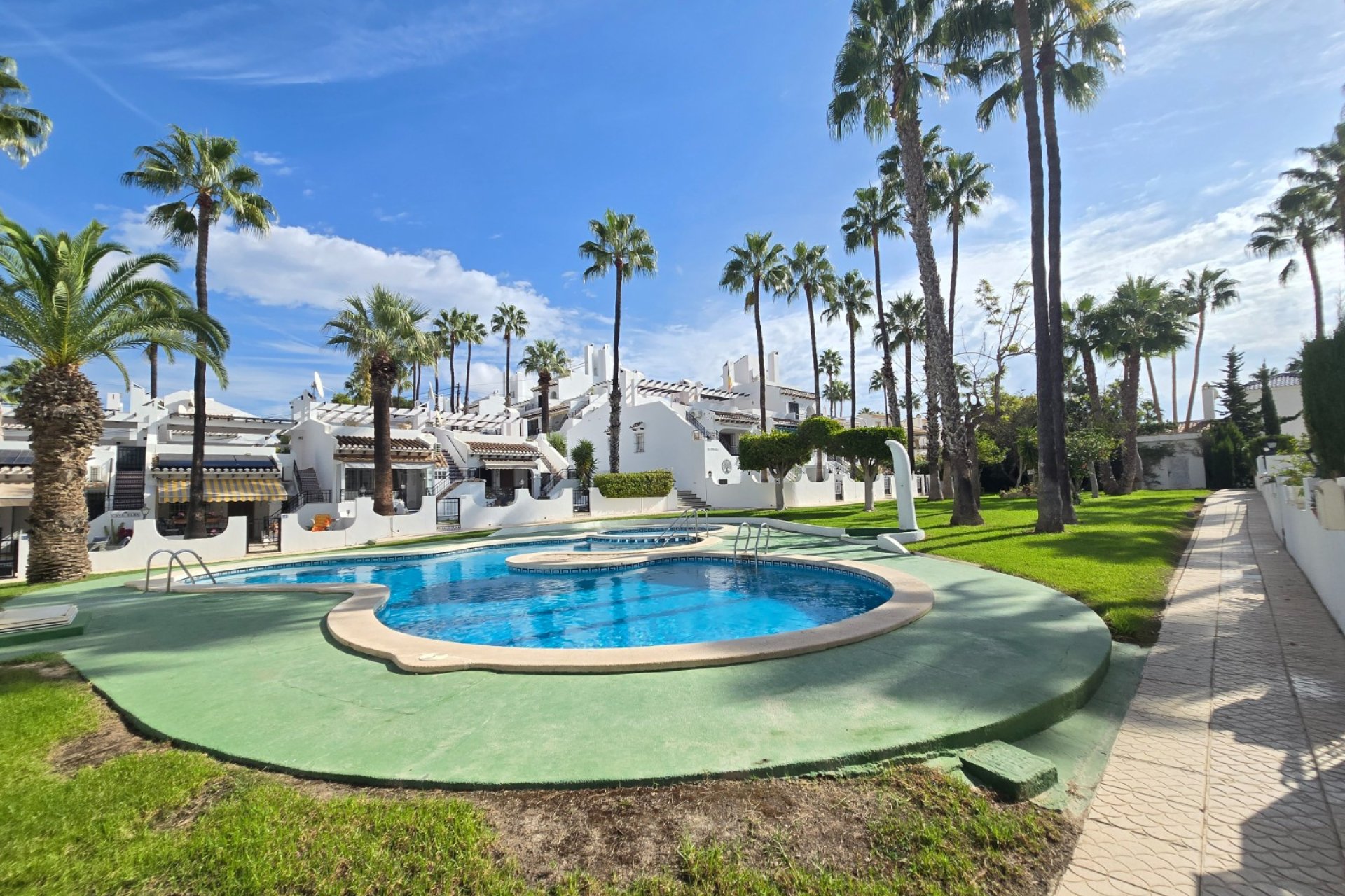 Revente - Maison mitoyenne - Villamartin - Los Dolses