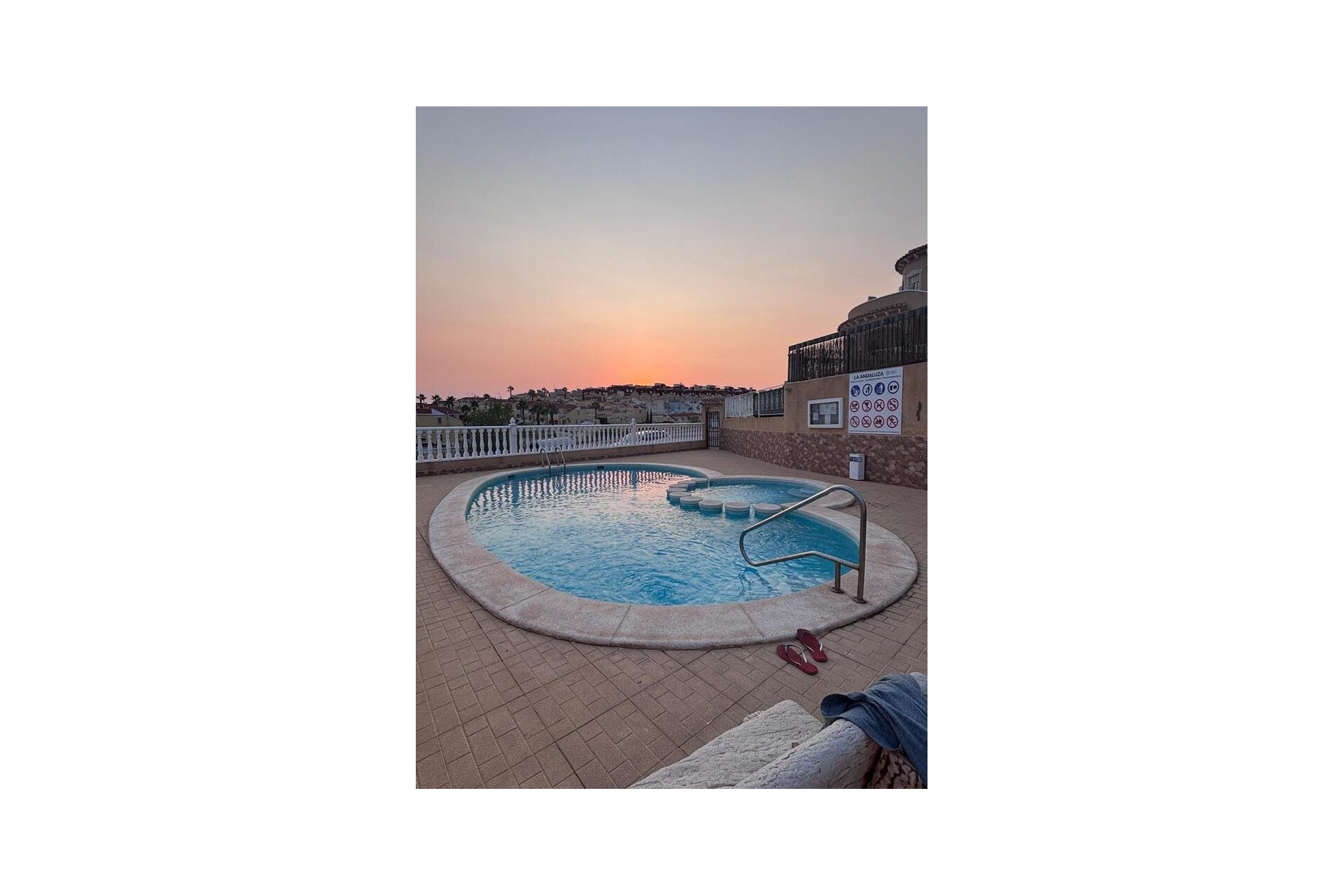 Revente - Maison mitoyenne - Villamartin - Orihuela Costa