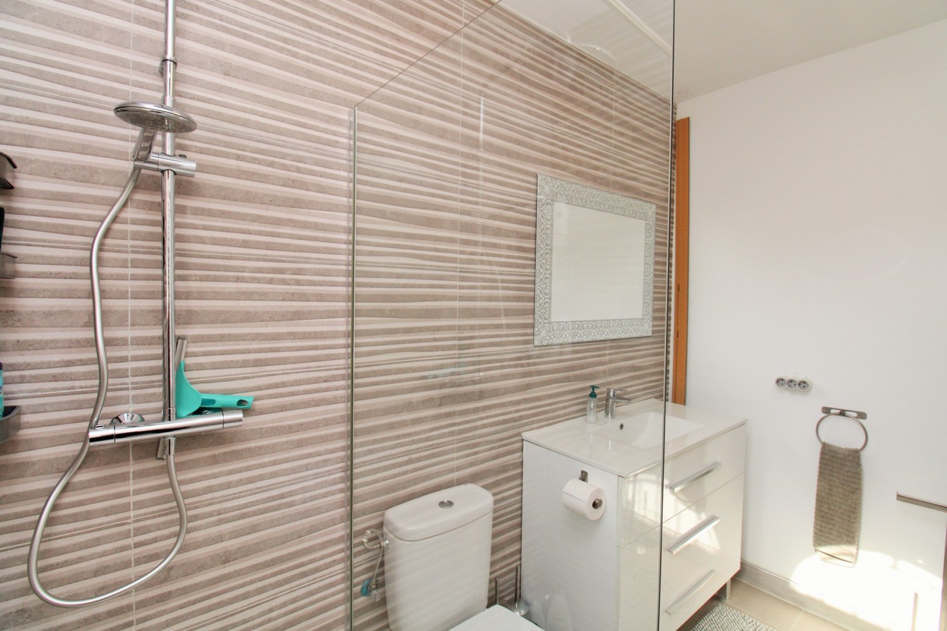 Revente - Maison mitoyenne - Villamartin - Villamartín