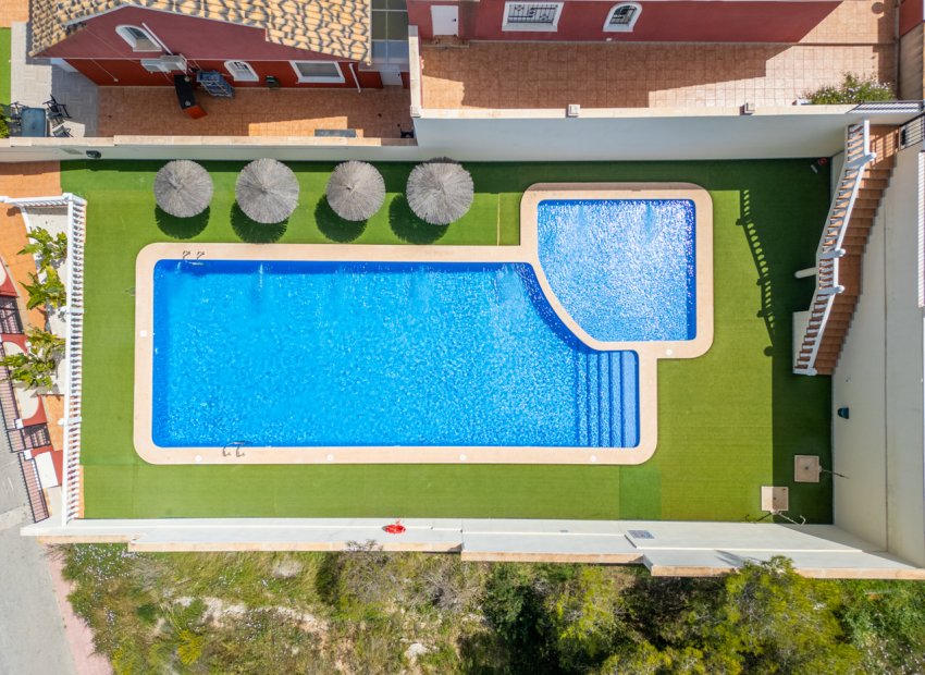 Revente - Maison mitoyenne - Villamartin - Villamartín