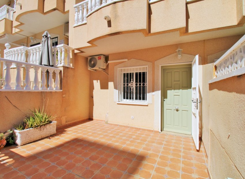 Revente - Maison mitoyenne - Villamartin - Villamartín