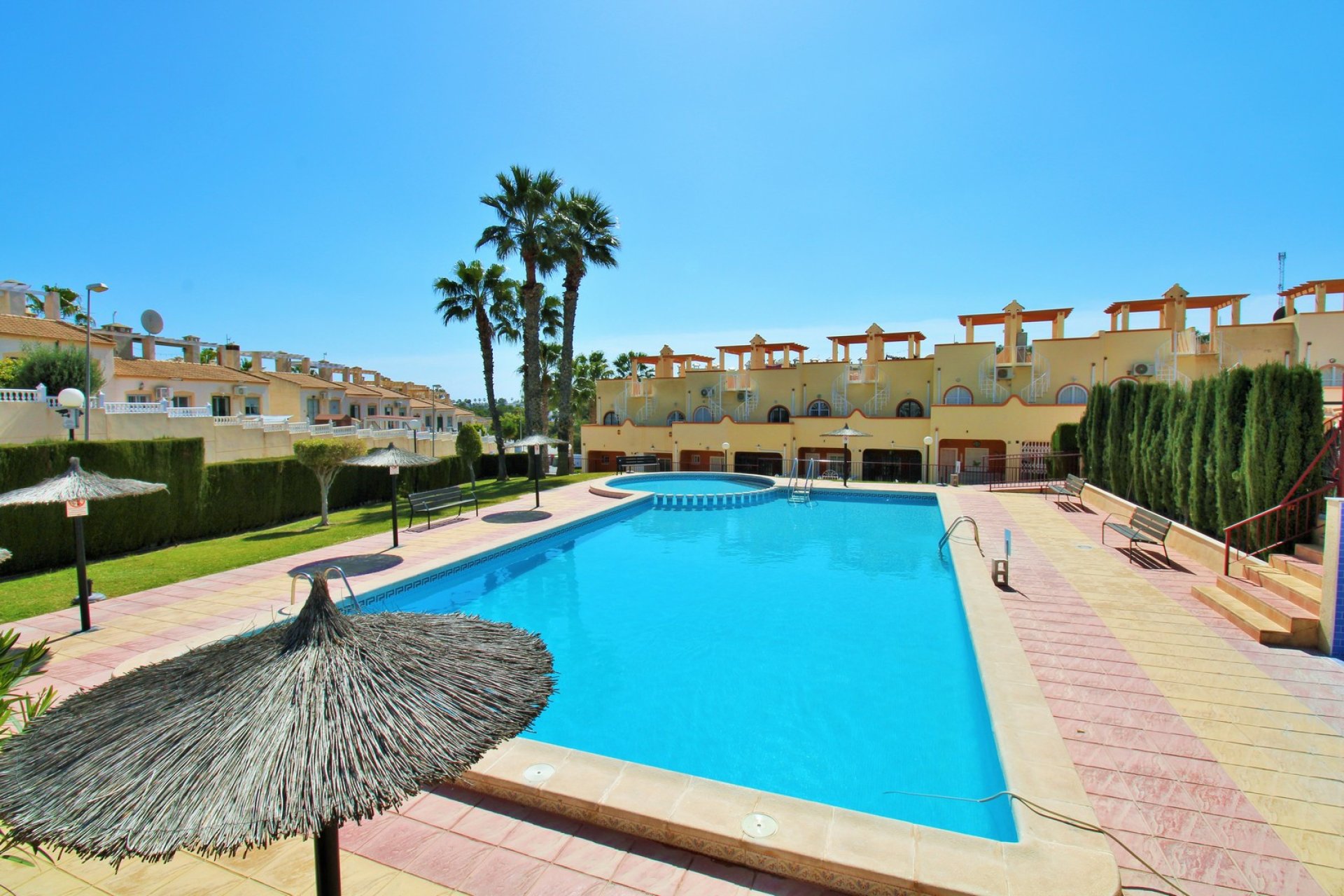 Revente - Maison mitoyenne - Villamartin - Villamartín