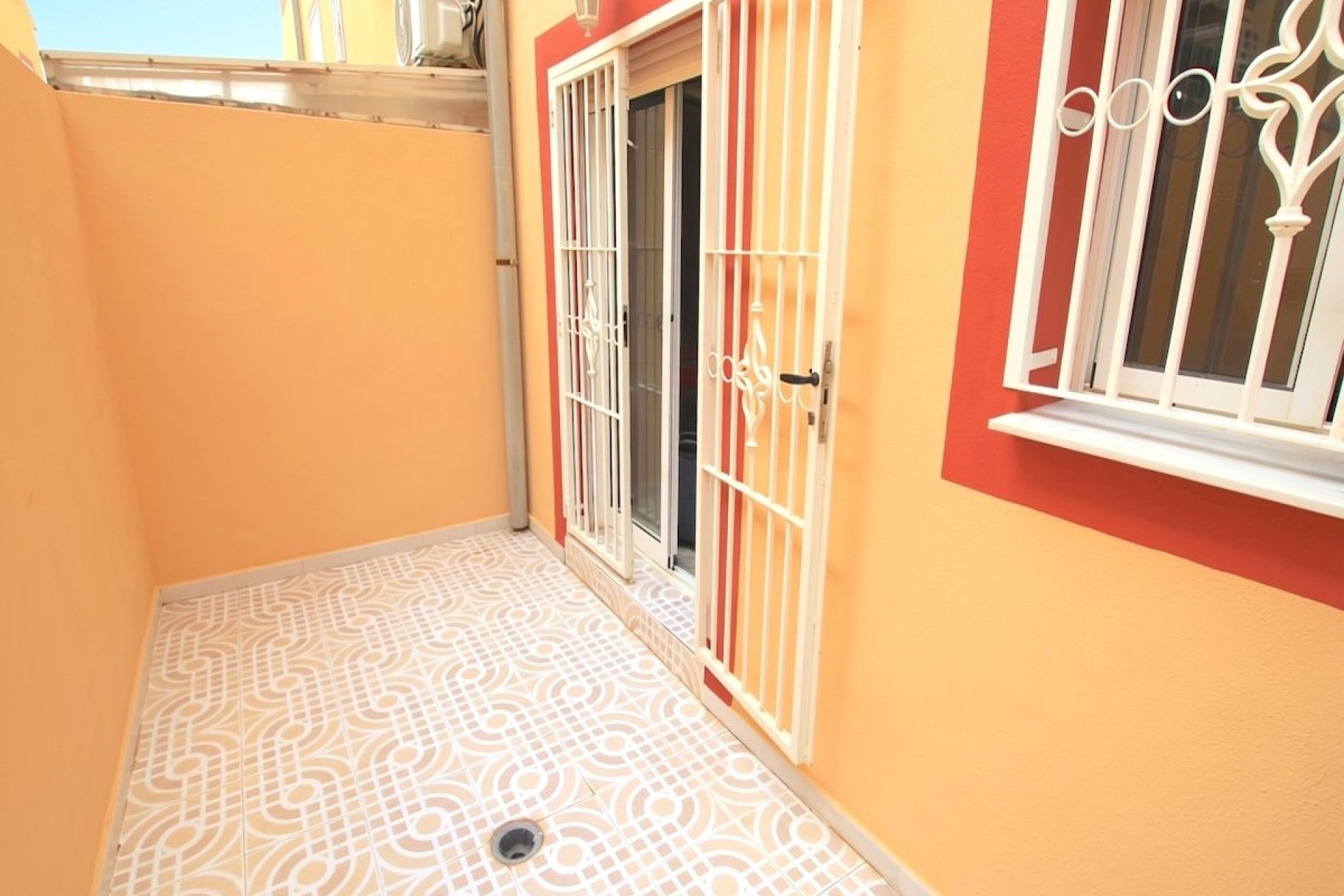 Revente - Maison mitoyenne - Villamartin - Villamartín