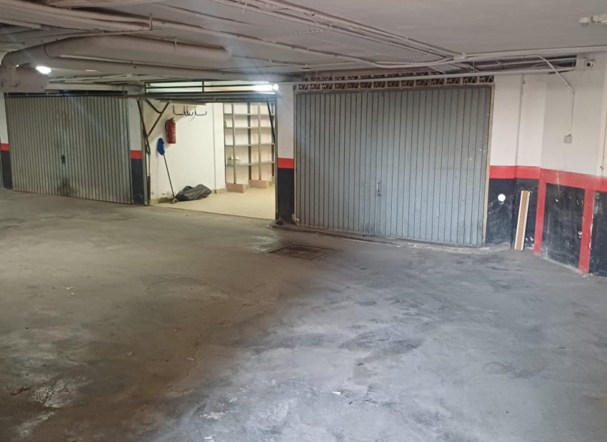 Revente - Parking / Garage - Torrevieja