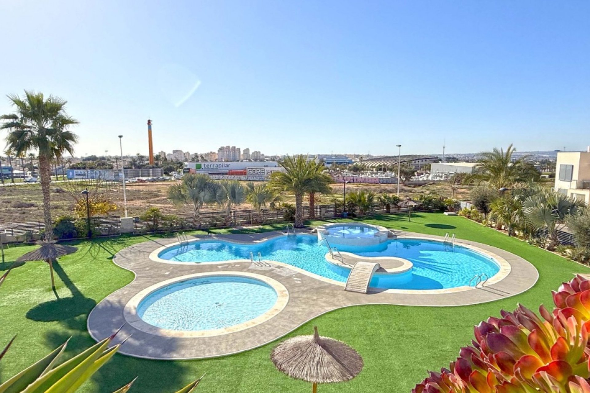 Revente - Semi Detached Villa - Torrevieja - Aguas Nuevas