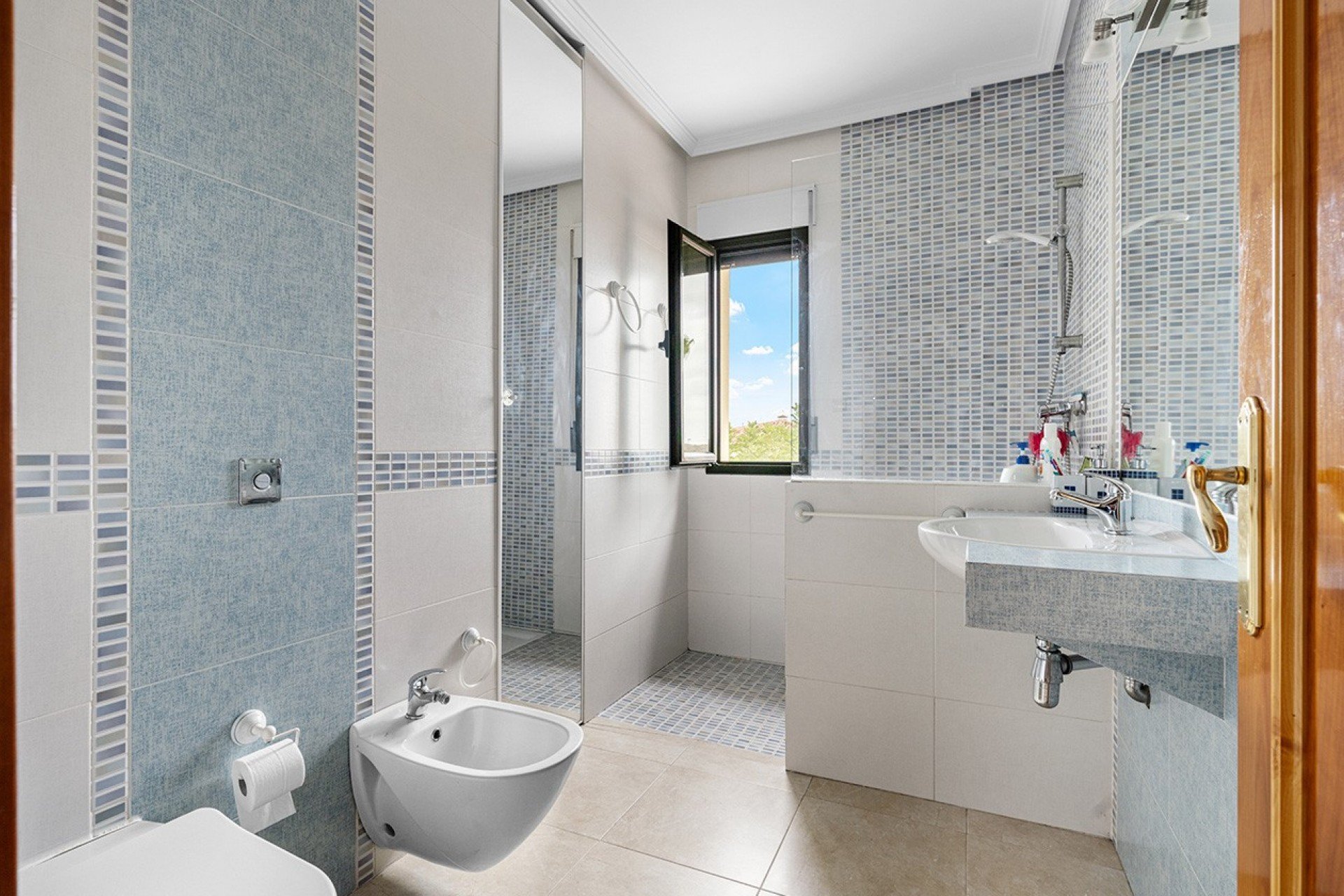 Revente - Villa - Alicante - Rebolledo