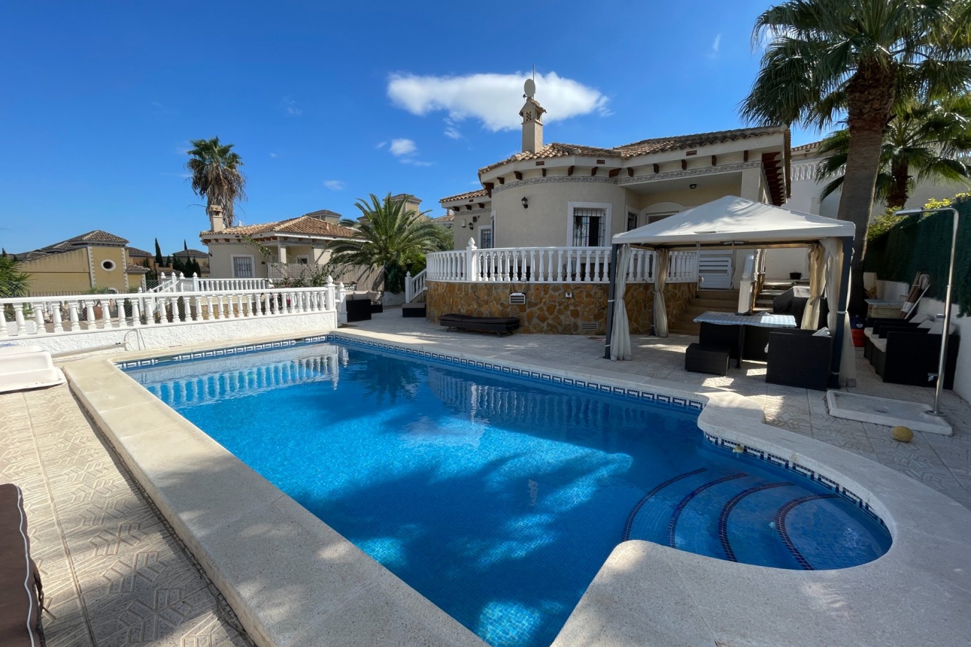 Revente - Villa - Bigastro