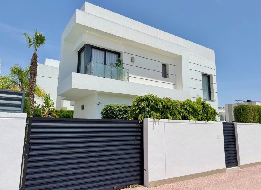 Revente - Villa - Ciudad Quesada