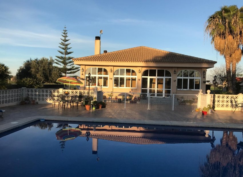 Revente - Villa - Dolores