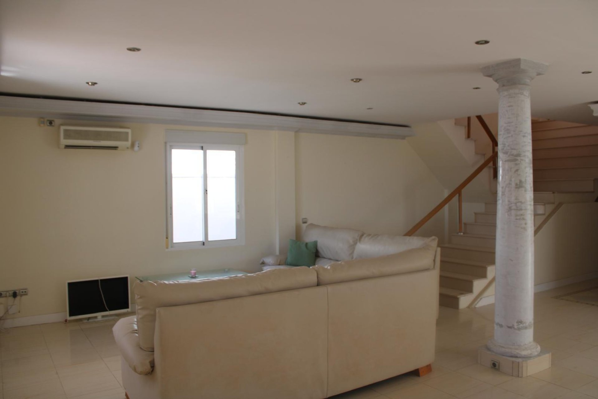 Revente - Villa - Jacarilla - Comunidad valenciana