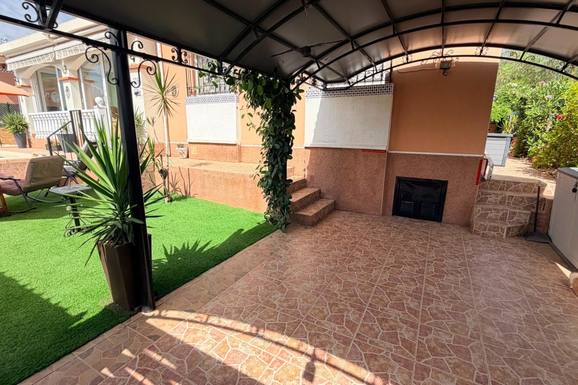 Revente - Villa - Los Montesinos - La Herrada