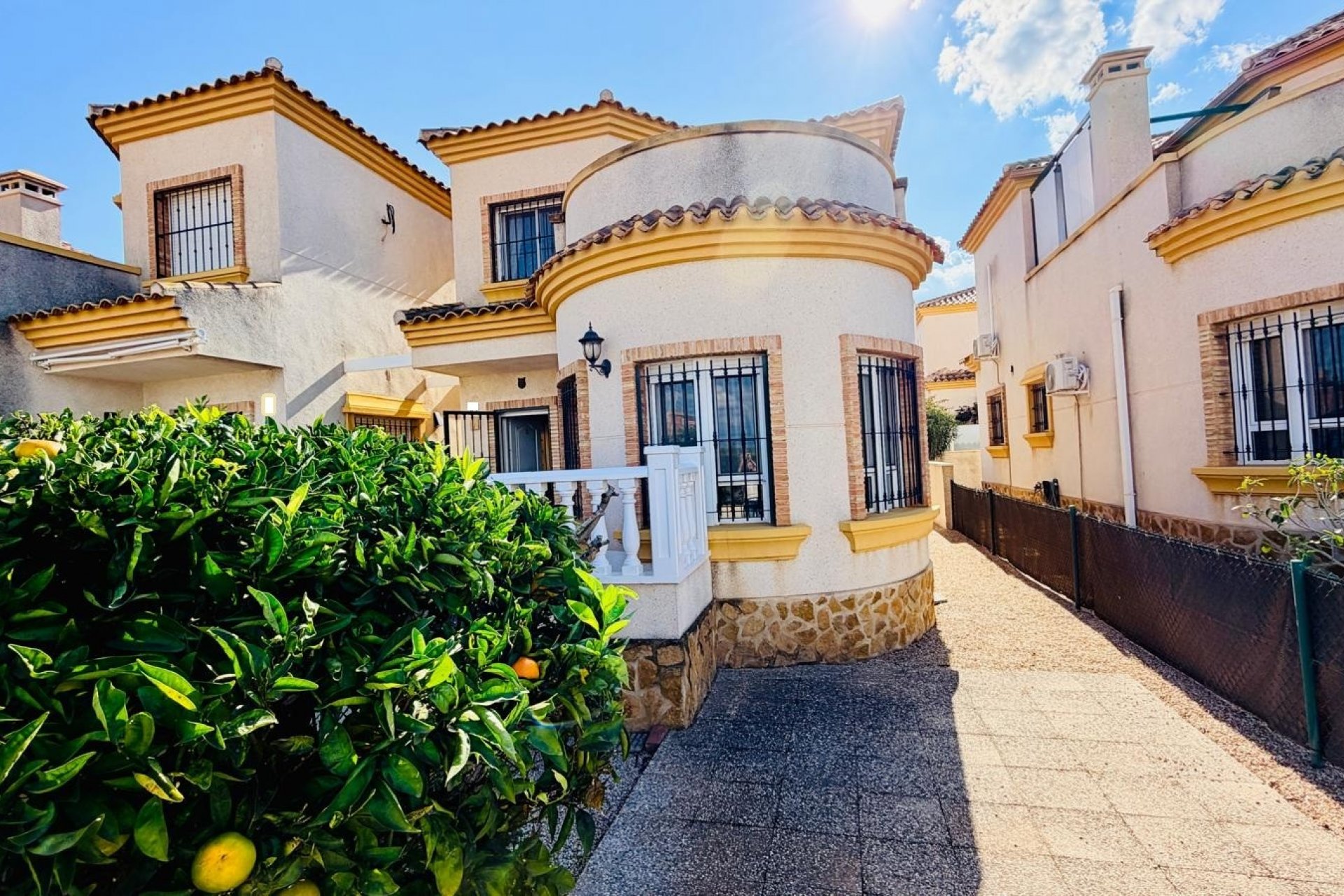 Revente - Villa - Los Montesinos - La Herrada