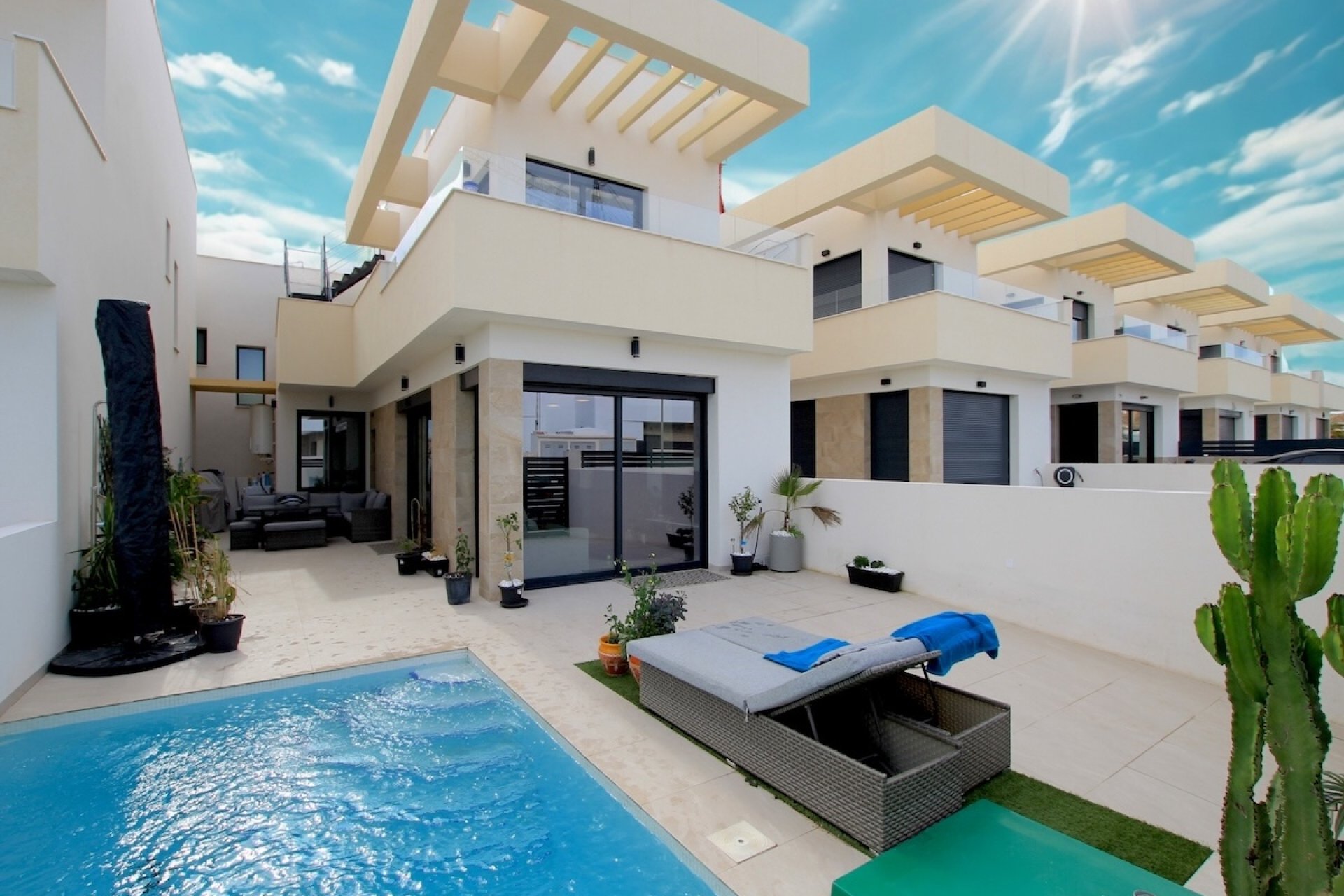 Revente - Villa - Los Montesinos