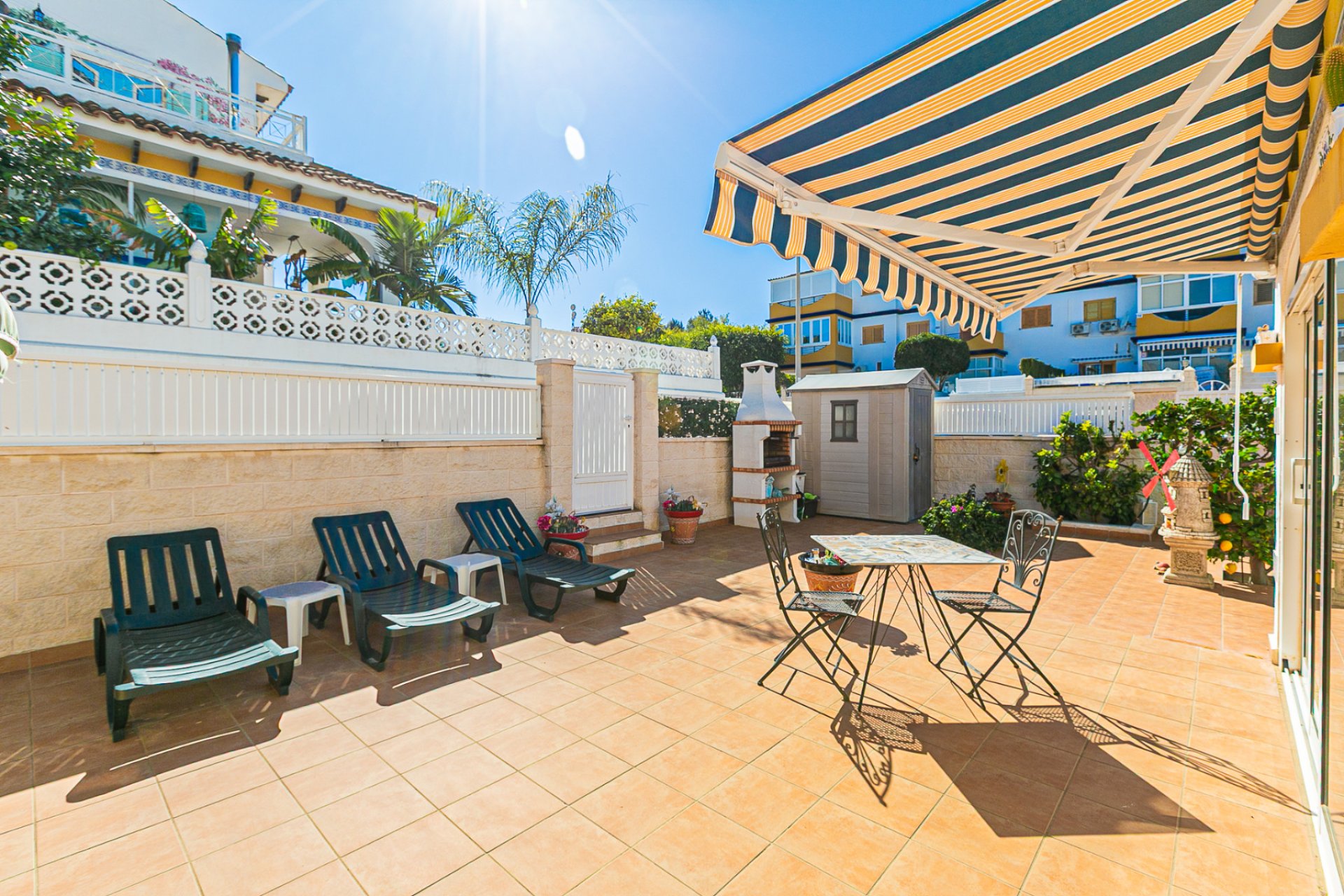 Revente - Villa - Mil Palmeras - Riomar