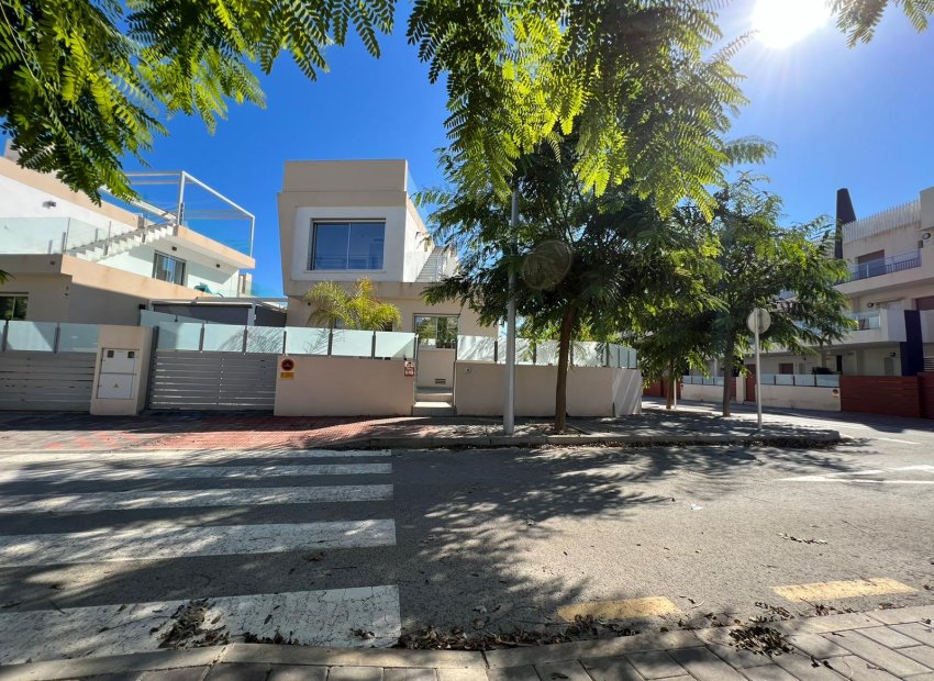 Revente - Villa - Mil Palmeras