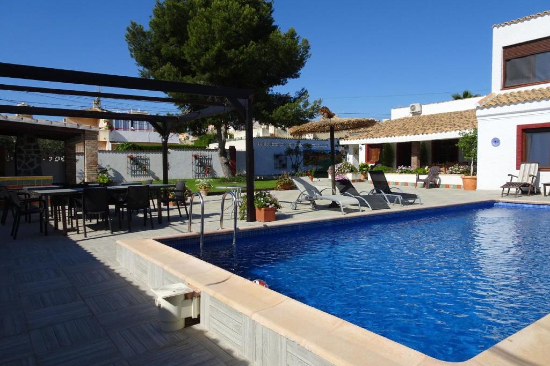 Revente - Villa - Orihuela Costa - Lomas de Cabo Roig