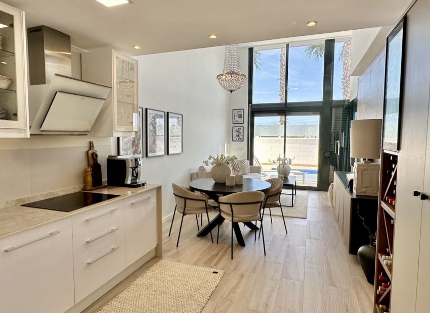 Revente - Villa - Orihuela Costa - Lomas de Cabo Roig