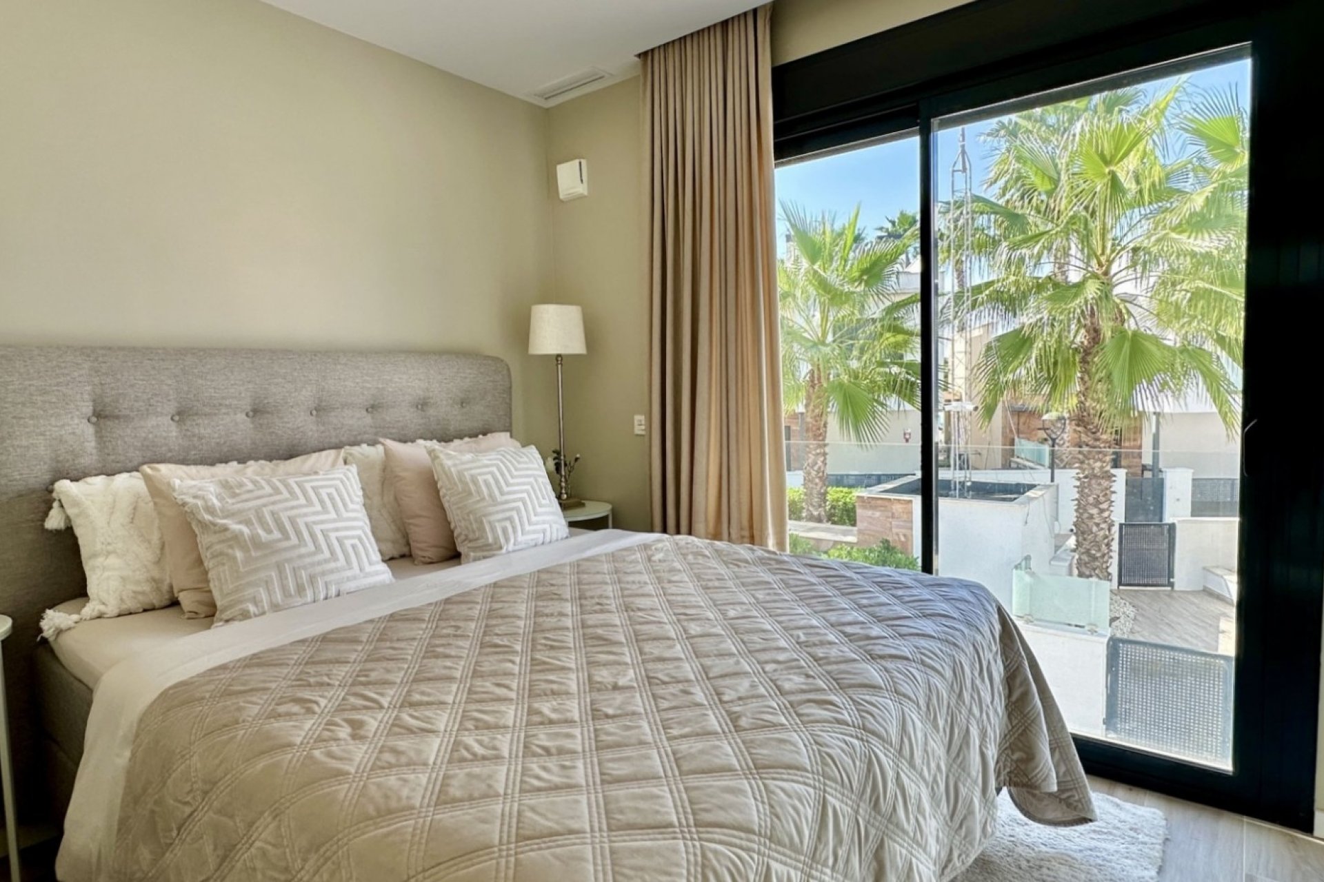 Revente - Villa - Orihuela Costa - Lomas de Cabo Roig