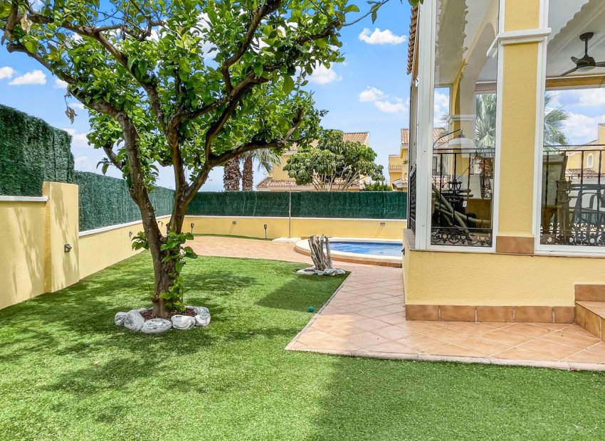 Revente - Villa - Orihuela Costa - Los Dolses