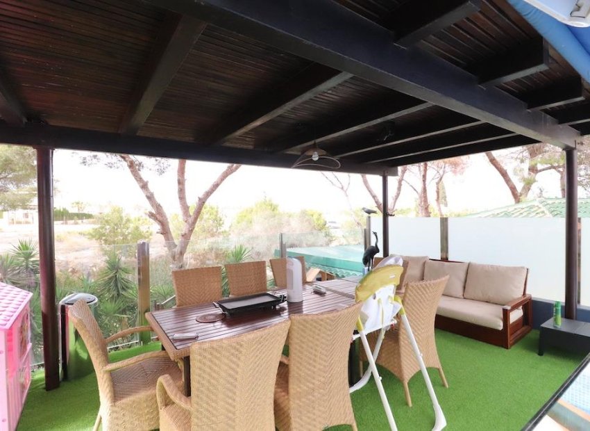 Revente - Villa - Orihuela Costa - Montezenia