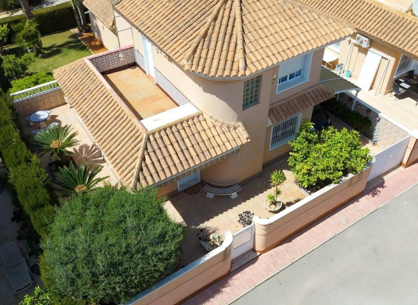 Revente - Villa - Orihuela Costa - Punta Prima