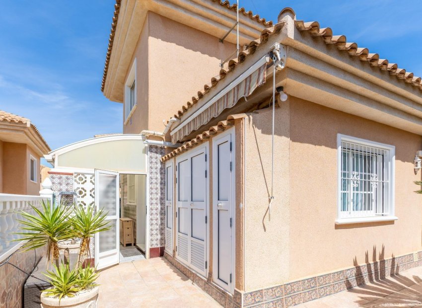Revente - Villa - Orihuela Costa - Punta Prima