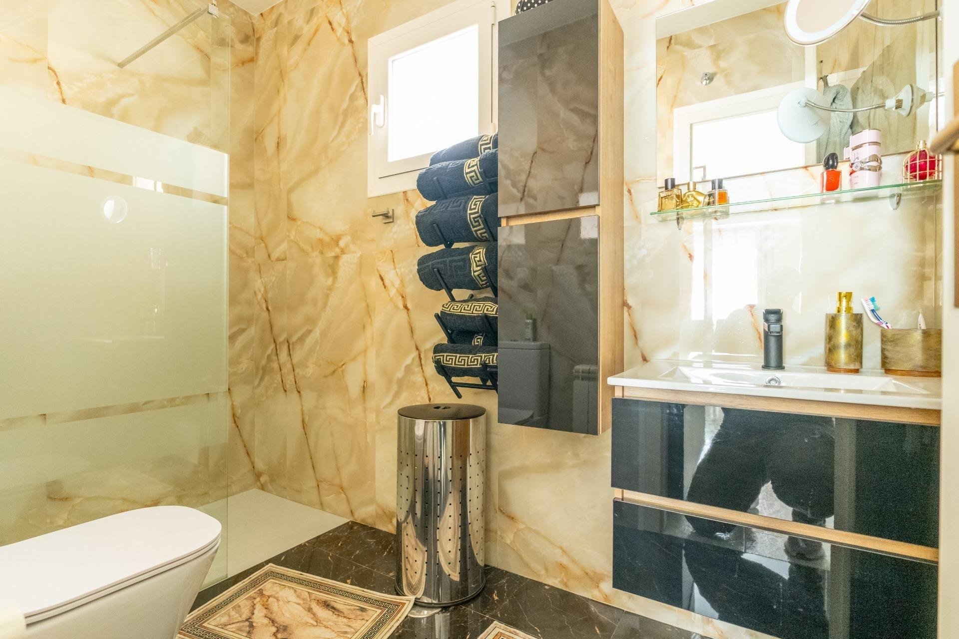 Revente - Villa - Orihuela Costa - Punta Prima