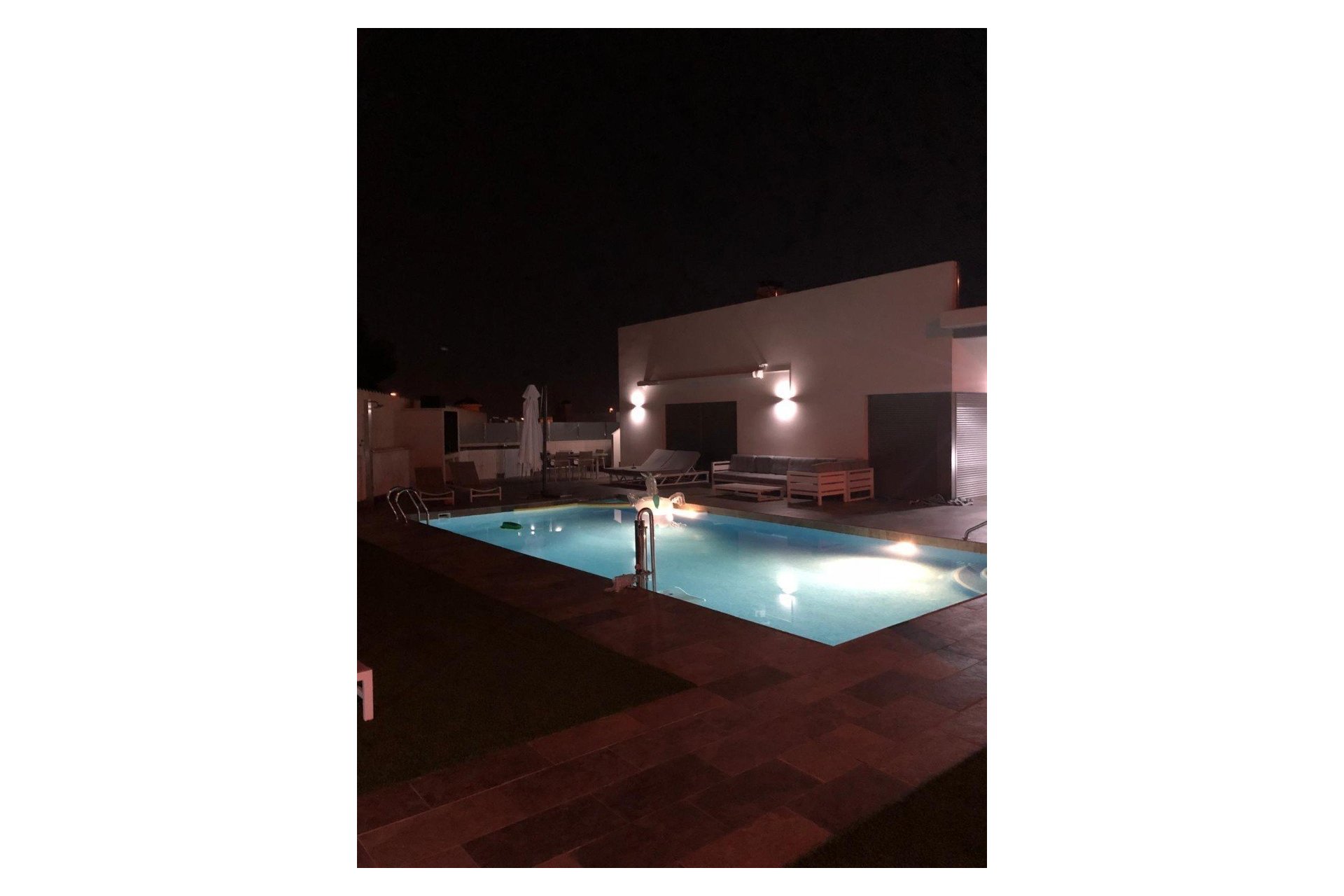 Revente - Villa - Orihuela Costa - Villamartín