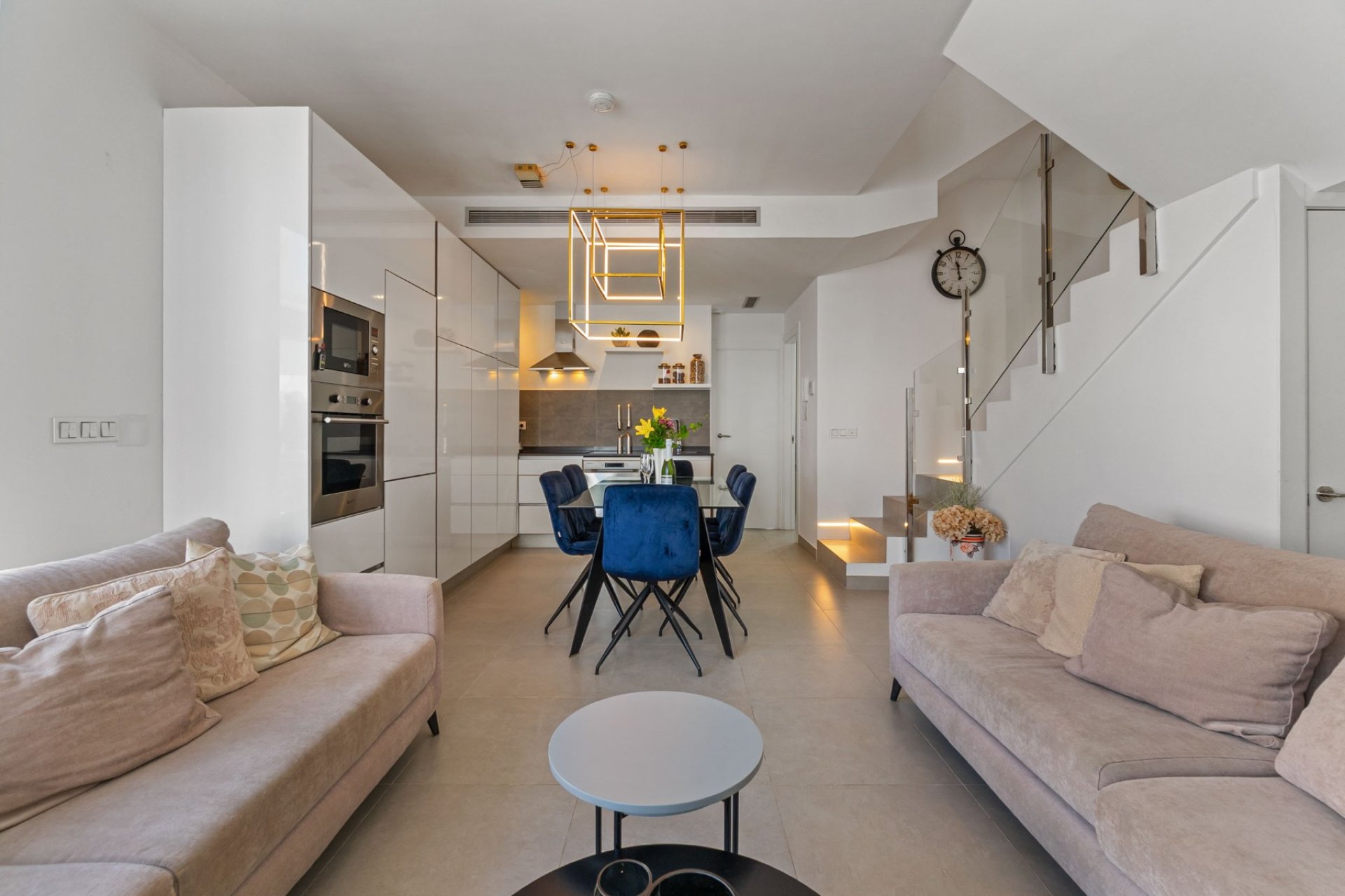 Revente - Villa - Orihuela Costa - Villamartin