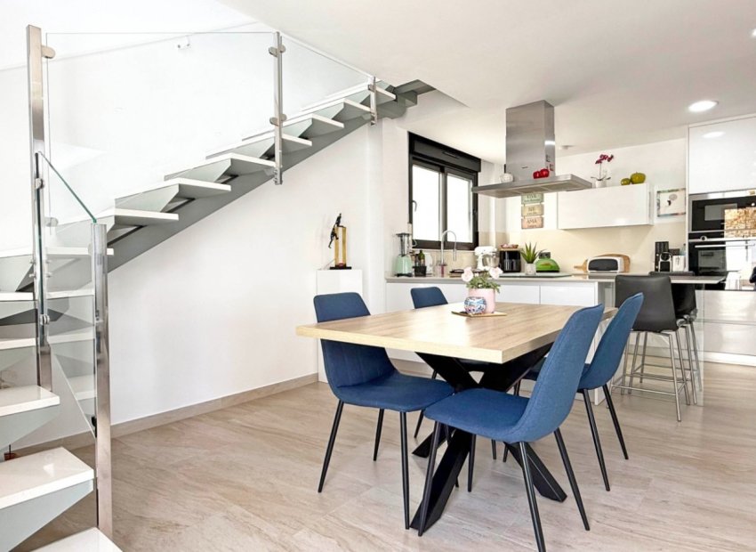 Revente - Villa - Orihuela Costa - Villamartín