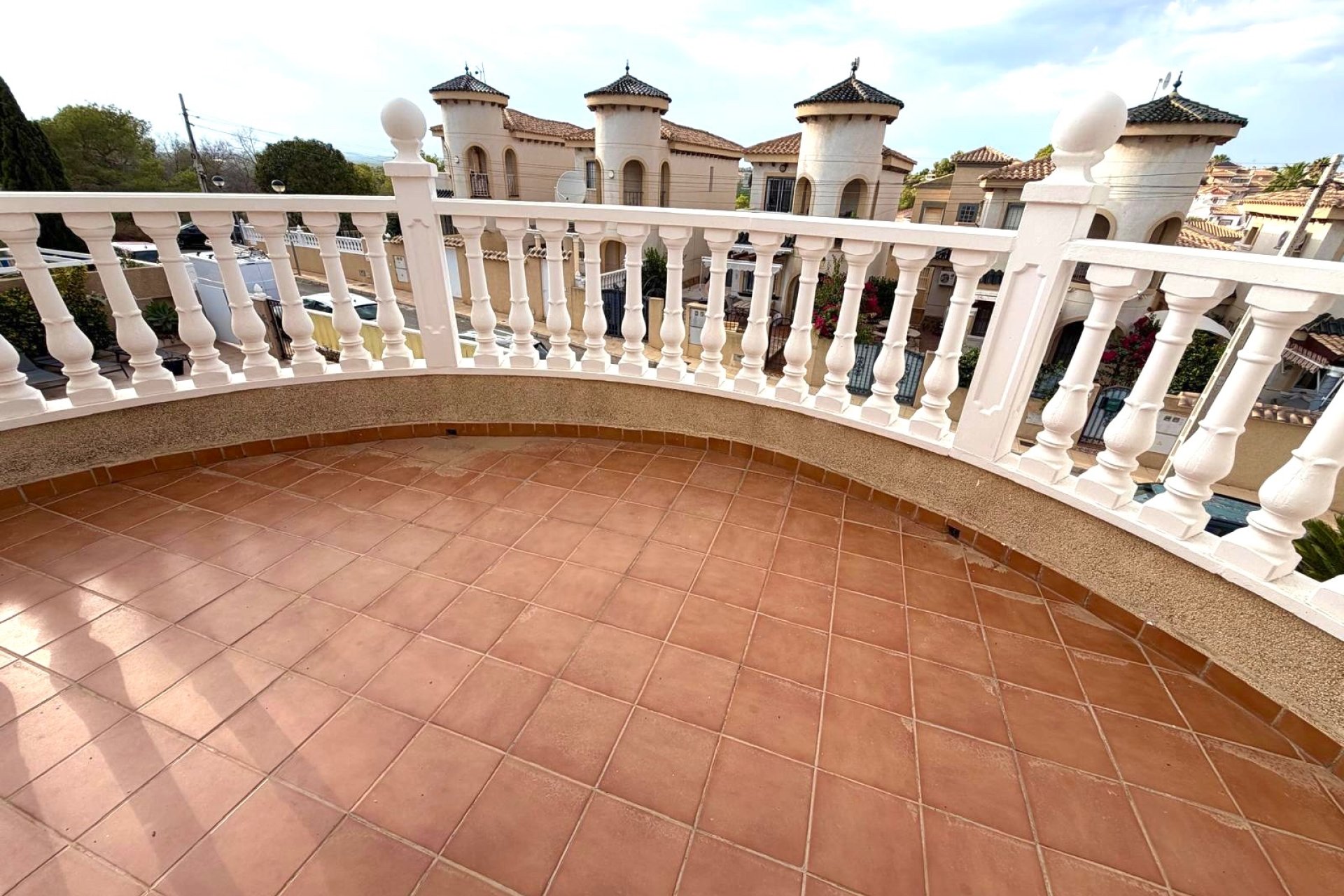 Revente - Villa - Orihuela Costa - Villamartín