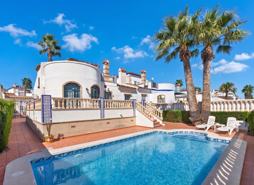 Revente - Villa - Orihuela Costa - Villamartín