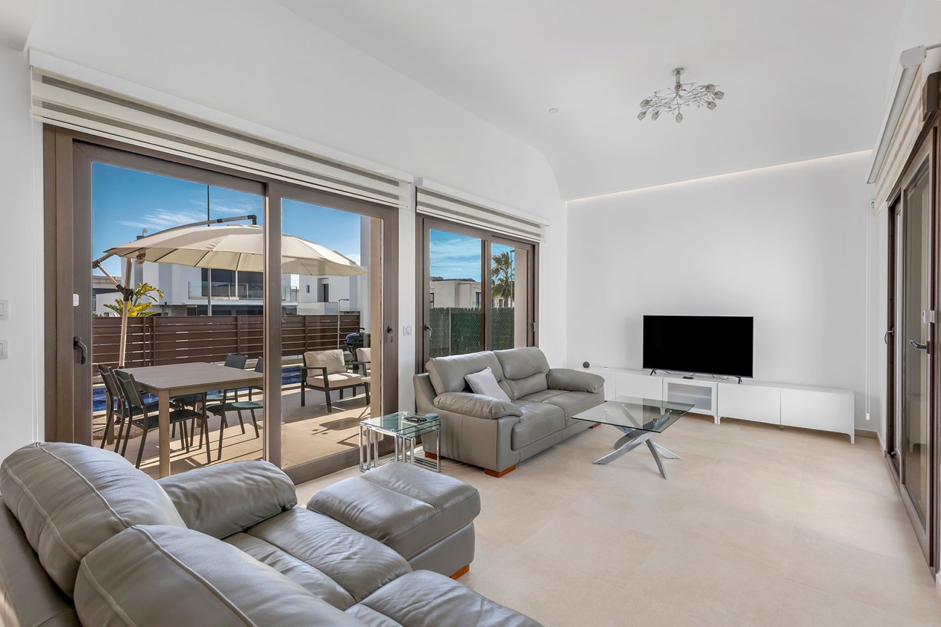 Revente - Villa - Orihuela Costa - Vistabella Golf