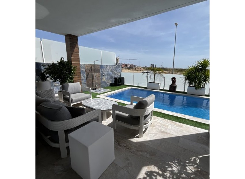 Revente - Villa - Orihuela - Entre Naranjos Vistabella Golf