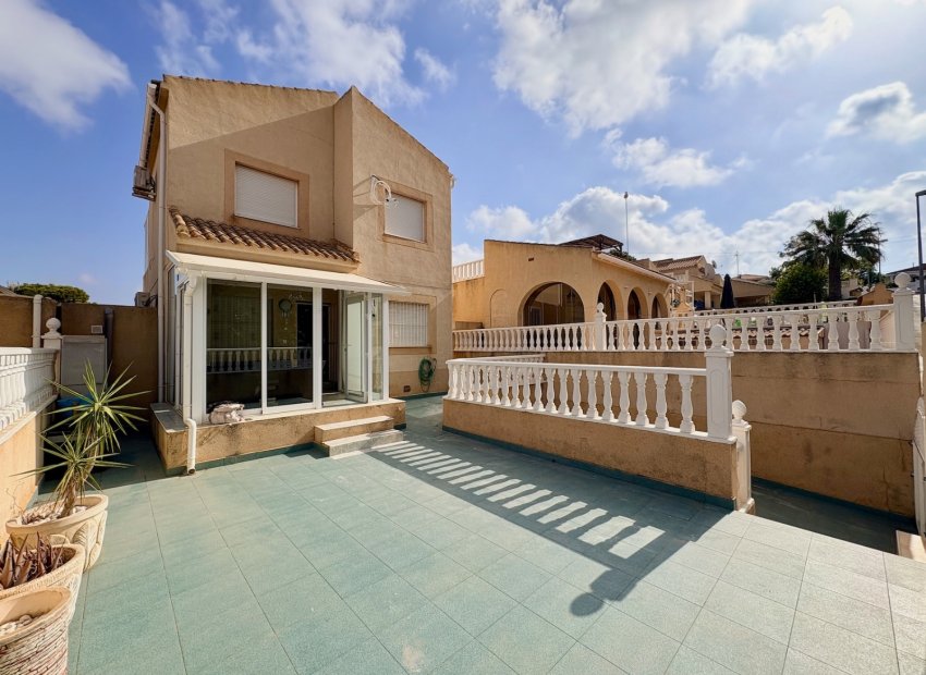 Revente - Villa - Orihuela - Los Balcones
