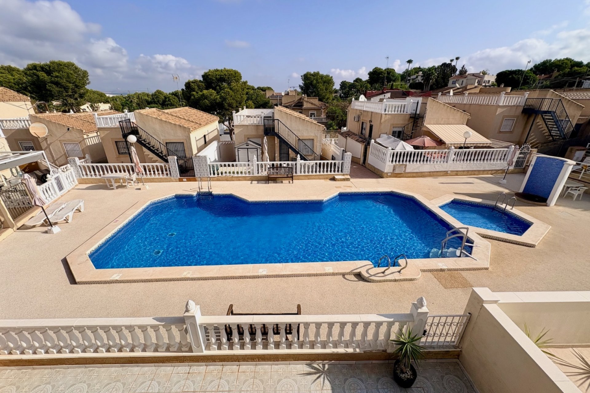 Revente - Villa - Orihuela - Los Balcones