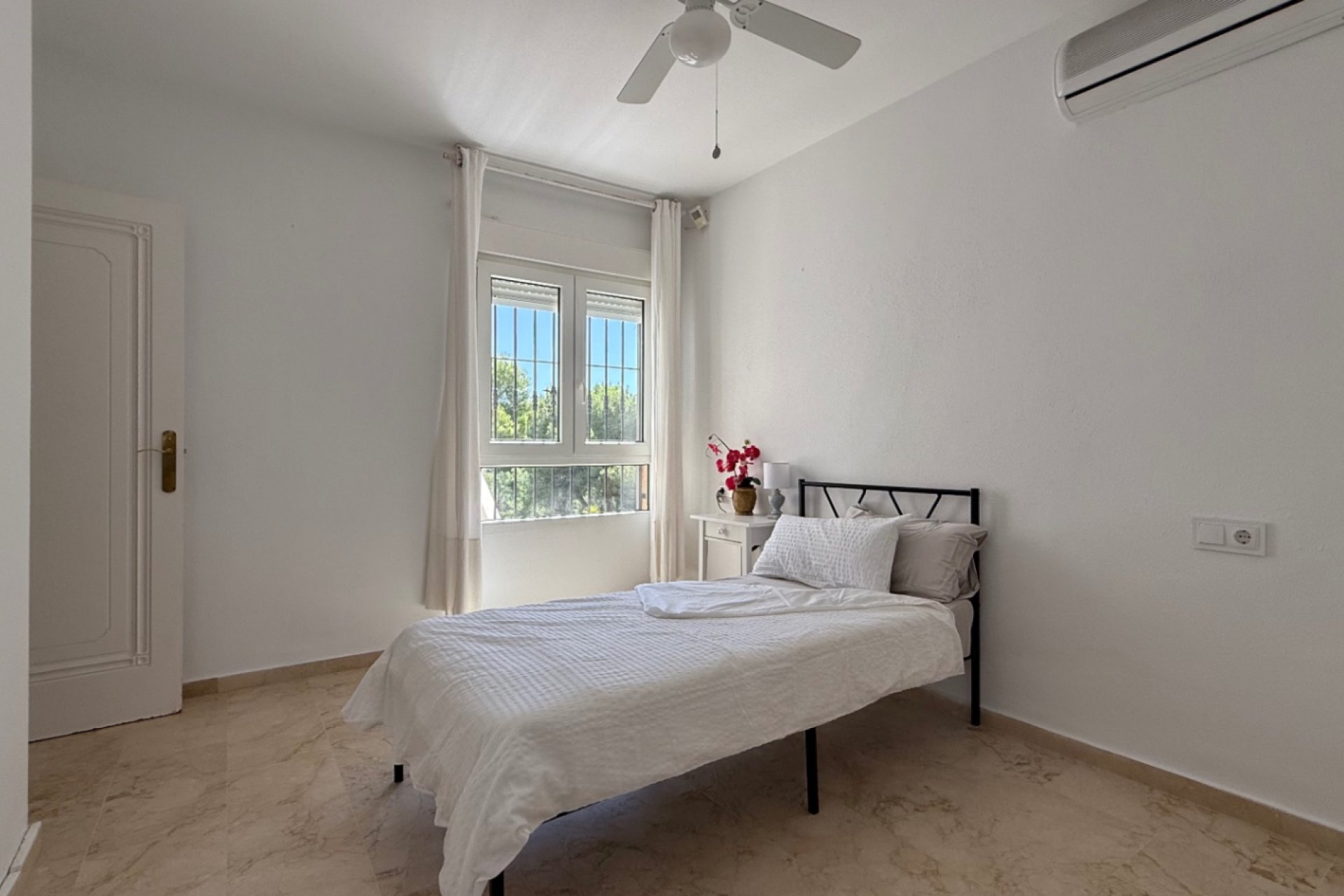 Revente - Villa - Orihuela