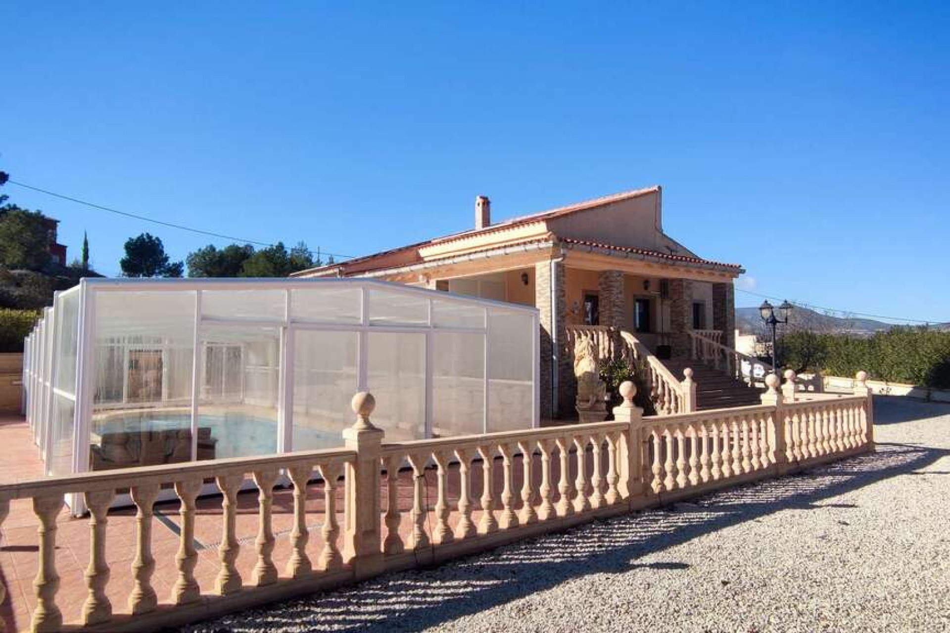 Revente - Villa - Pinoso