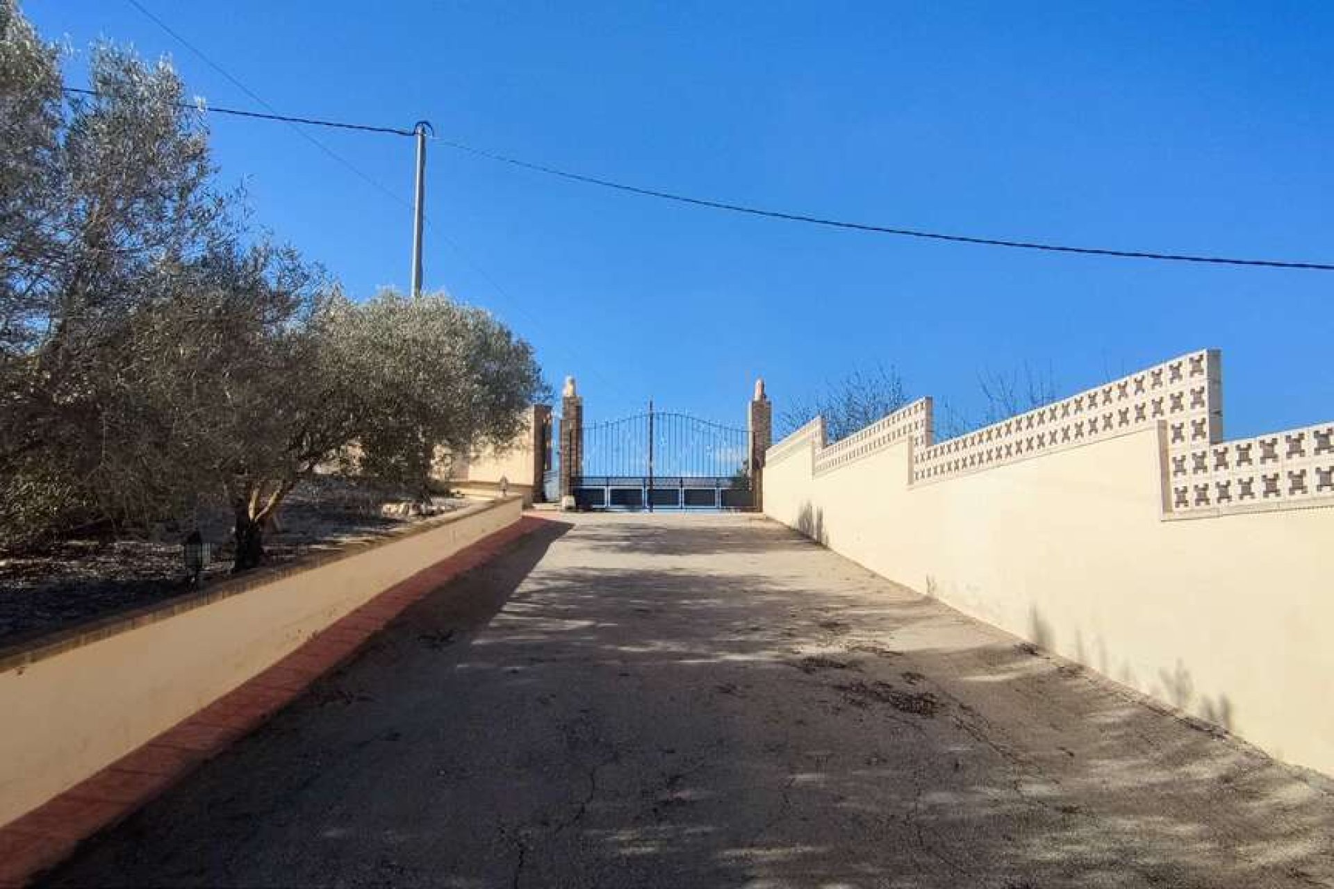 Revente - Villa - Pinoso