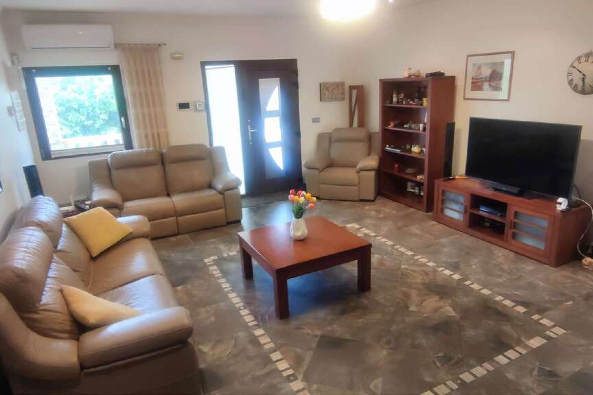 Revente - Villa - Pinoso