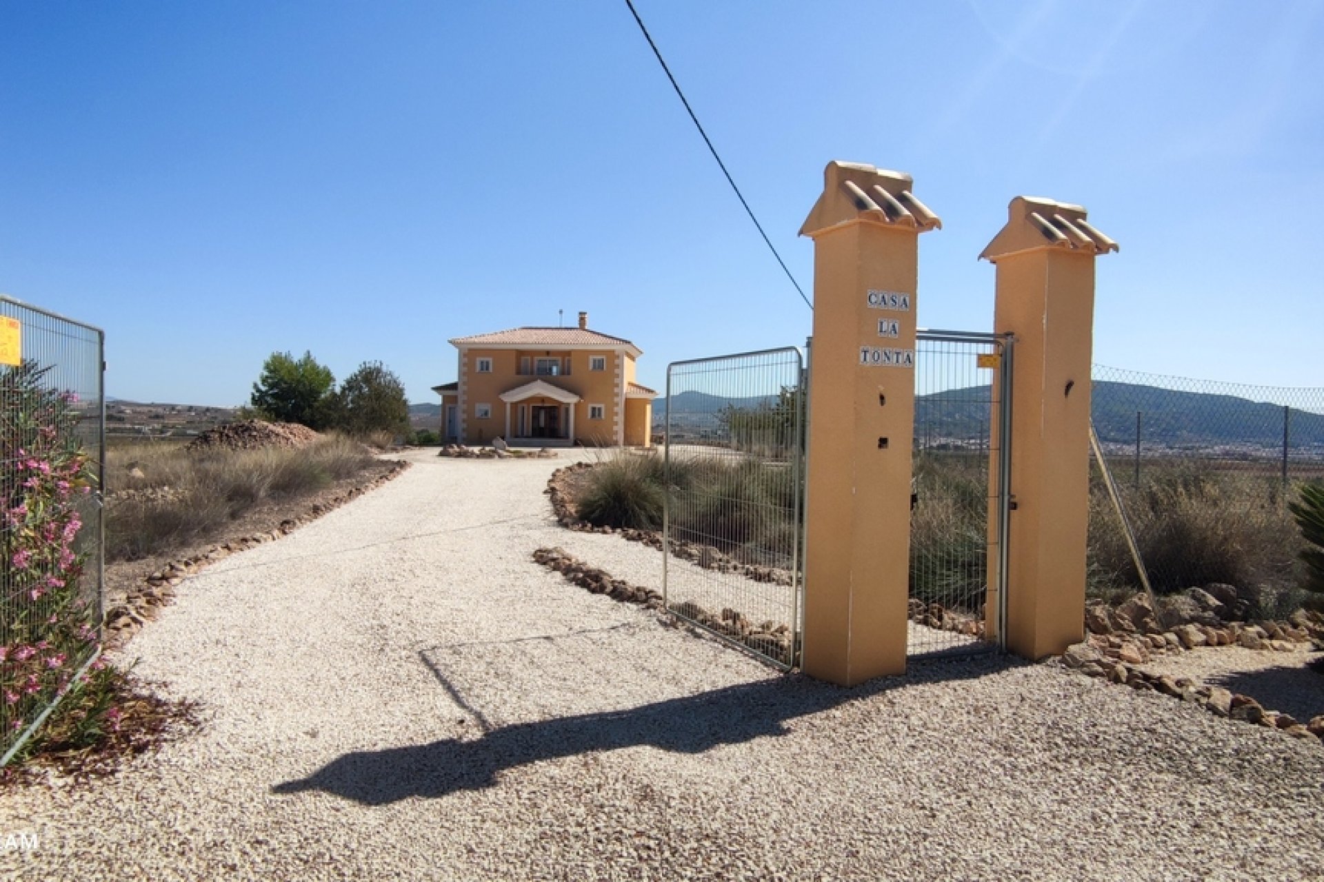 Revente - Villa - Pinoso