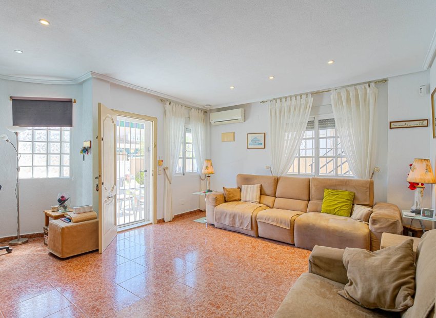 Revente - Villa - Punta Prima