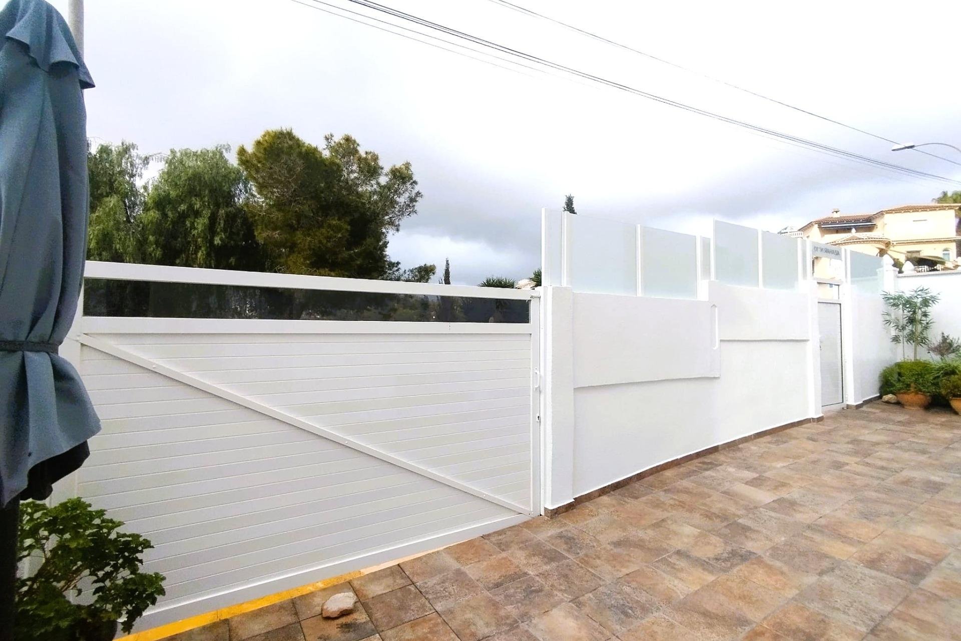 Revente - Villa - San Miguel de Salinas - Las Filipinas