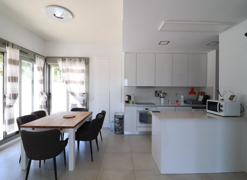 Revente - Villa - San Miguel de Salinas