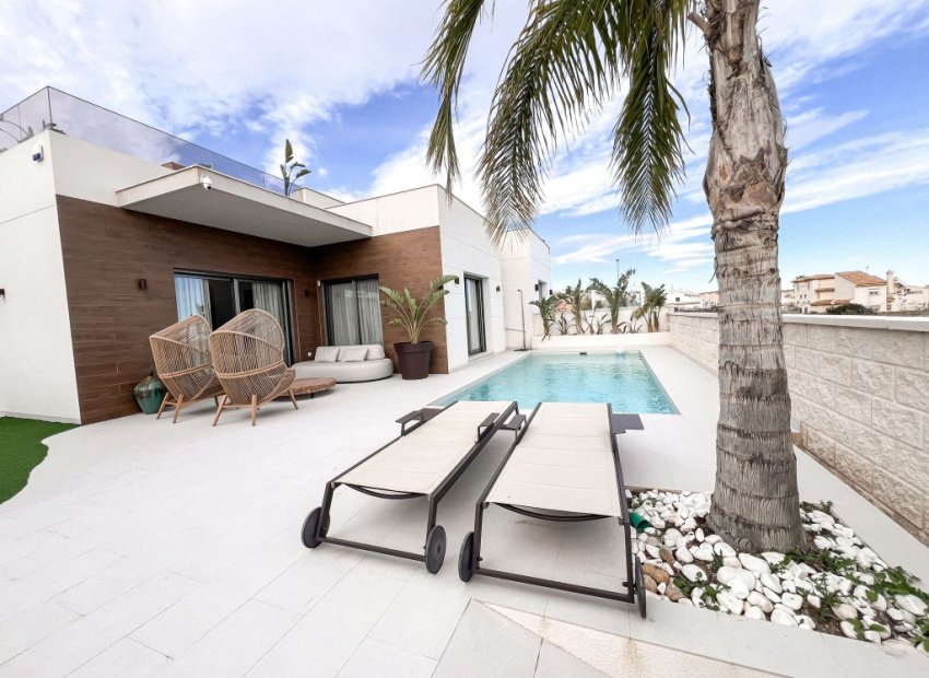 Revente - Villa - San Miguel de Salinas