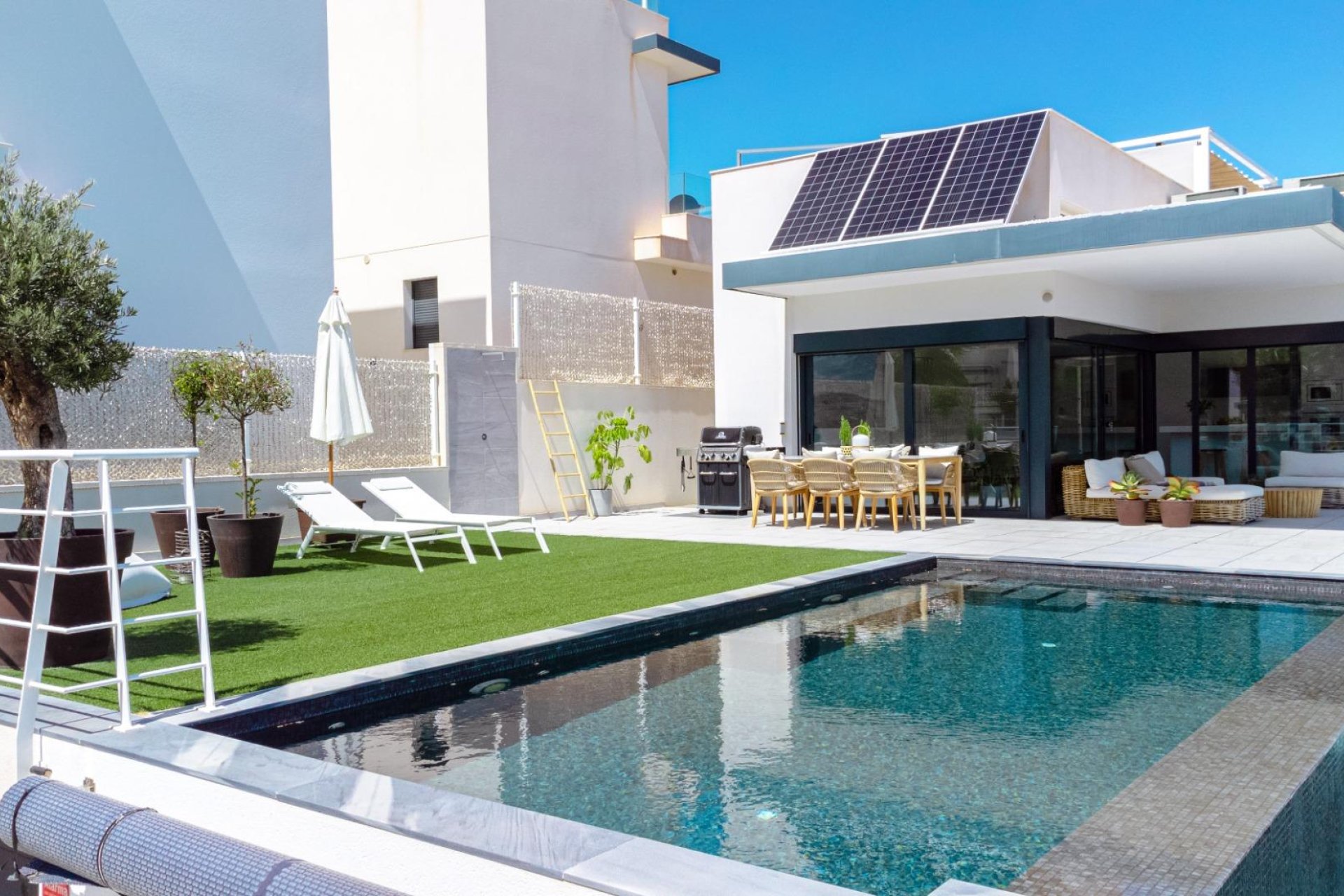 Revente - Villa - San Miguel de Salinas