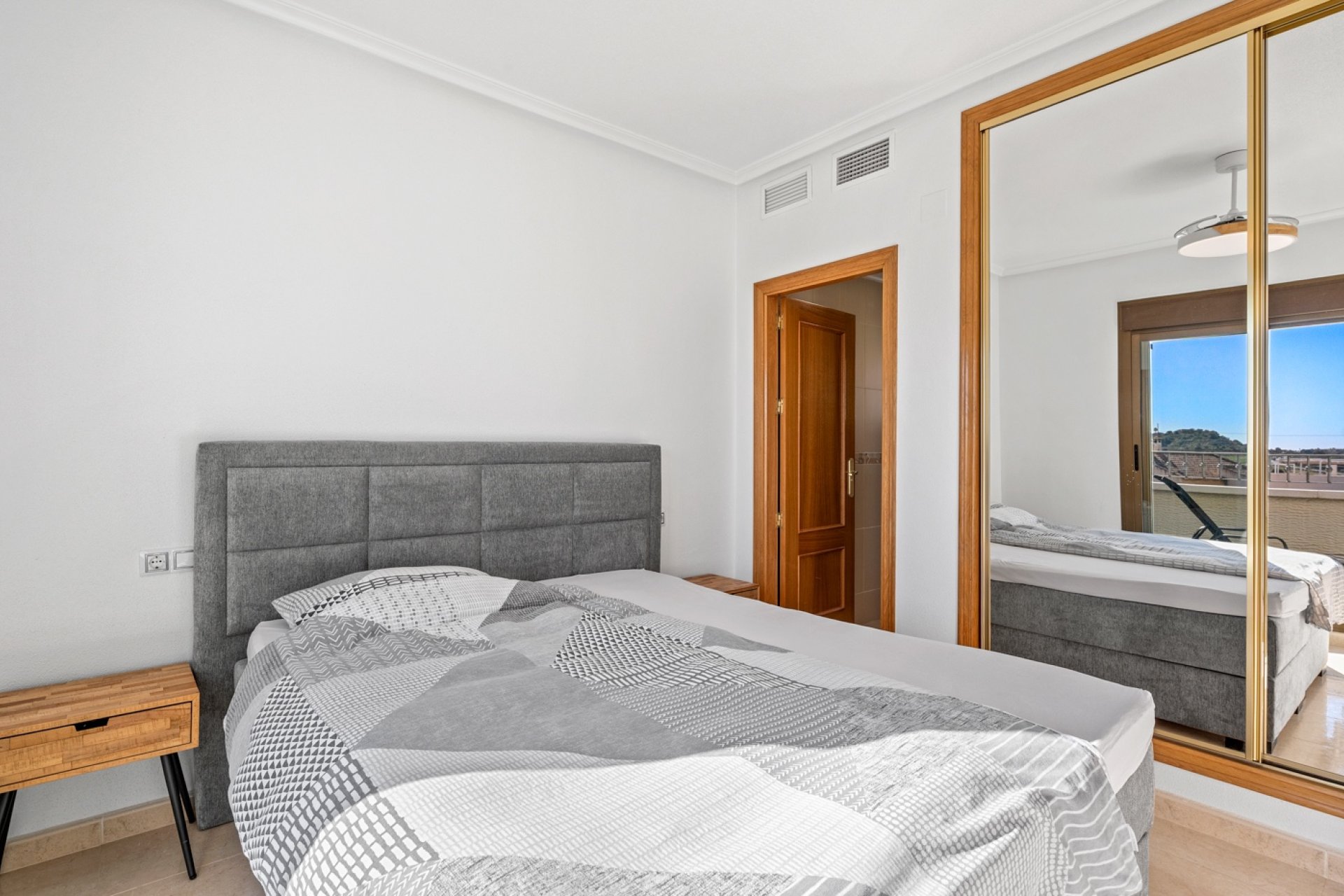 Revente - Villa - San Miguel de Salinas