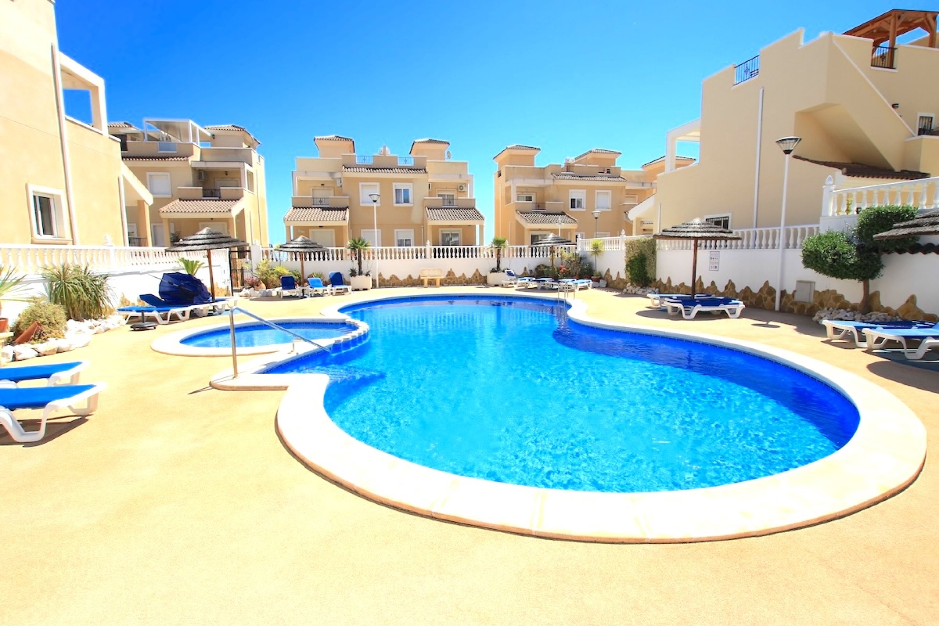 Revente - Villa - San Miguel de Salinas